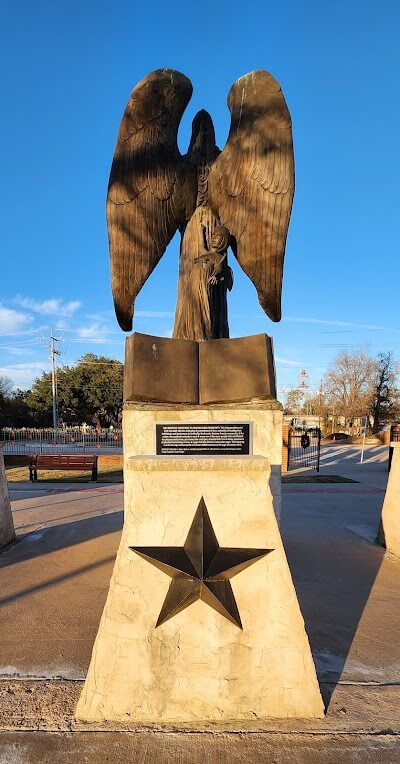 Smithville Texas Veterans Memorial Park in {city.name}, {city.state}
